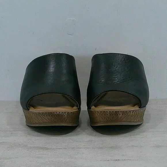 Bella Vita Sexy Black Leather Made in Italy Boho Wedge slide sandals Size 12 W - Picture 3 of 11